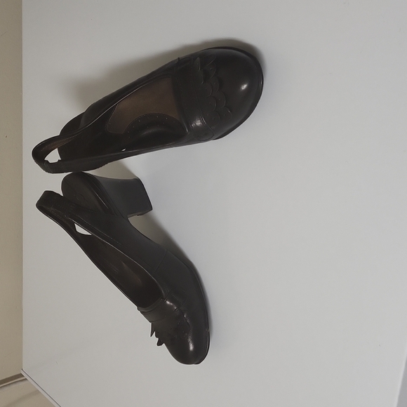 Born Crown SARASOTA Kiltie Slingback Heels Black Size 7 👡 - Picture 3 of 13